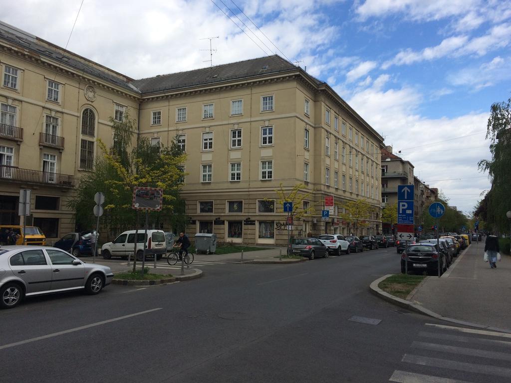 Zagreb Apartments Marticeva Exterior photo